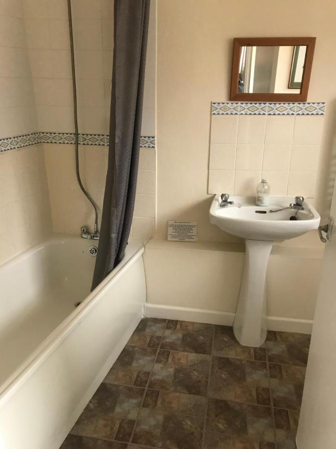 Court Farm Holiday Bungalows Ltd ウォチェット エクステリア 写真