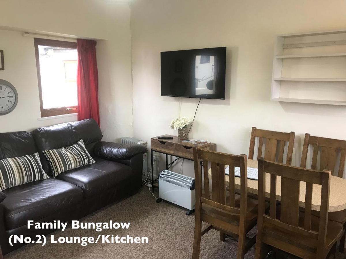 Court Farm Holiday Bungalows Ltd ウォチェット エクステリア 写真