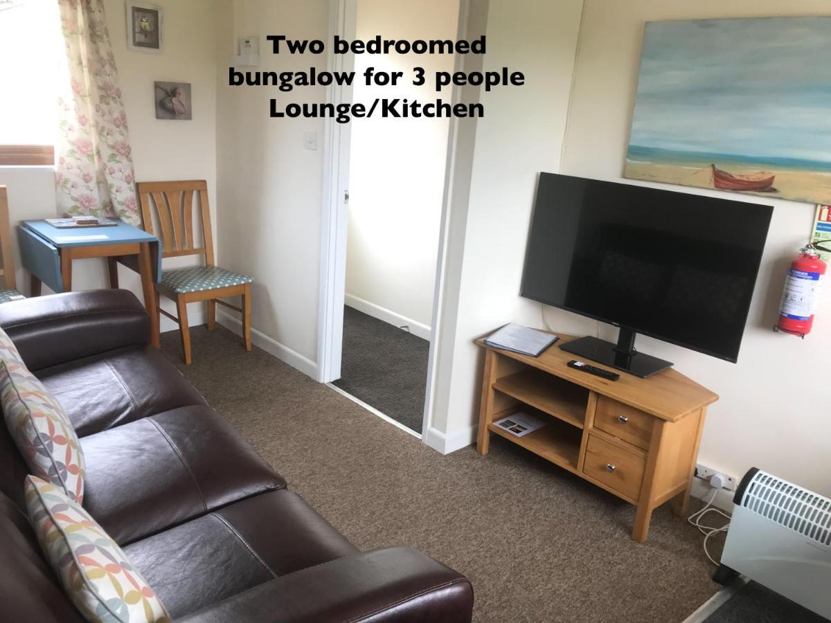 Court Farm Holiday Bungalows Ltd ウォチェット エクステリア 写真